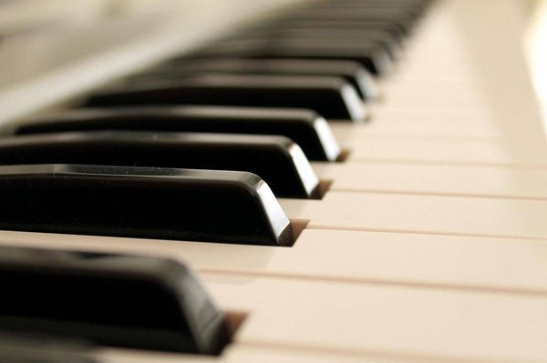 Comment progresser plus vite au piano ?